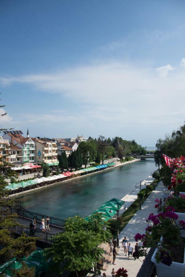 Seasons Hotel Struga Exterior foto