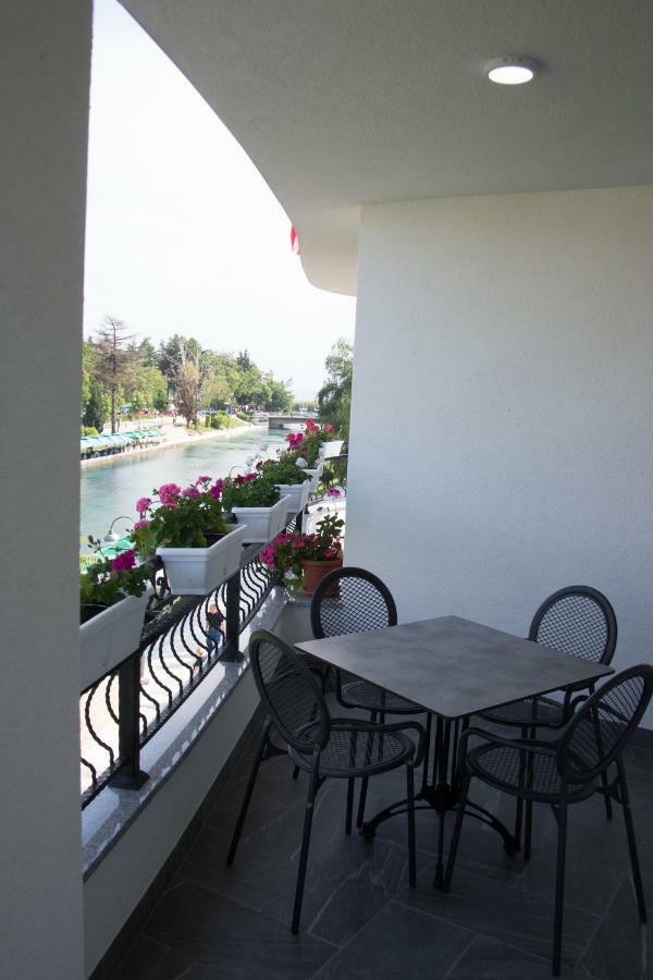 Seasons Hotel Struga Exterior foto